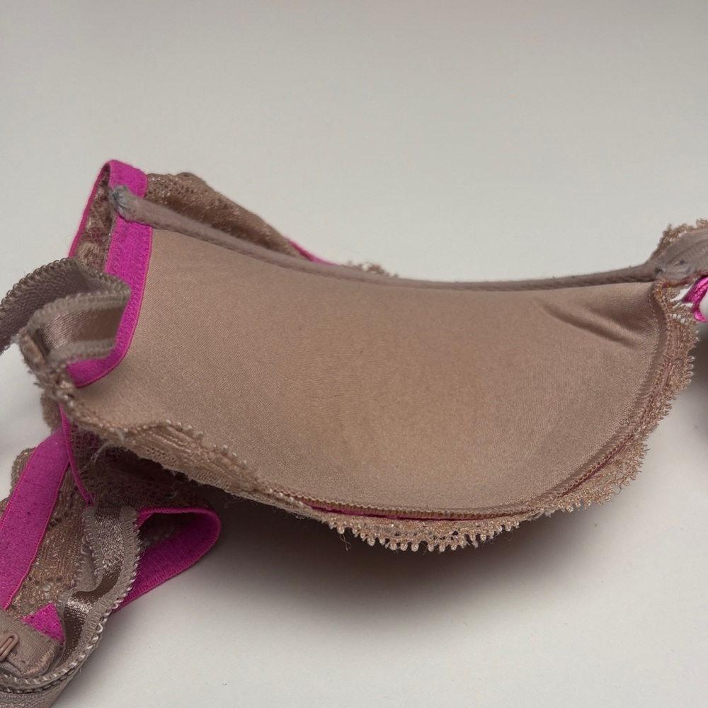 Victoria's Secret 34B Pink & Beige Lace Push up bra GUC - Picture 10 of 11